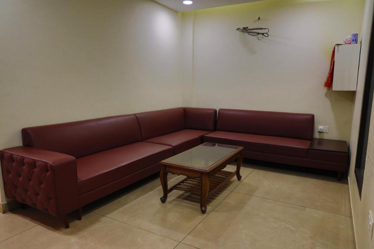 Hotel Golden Leaf Mohali Eksteriør bilde